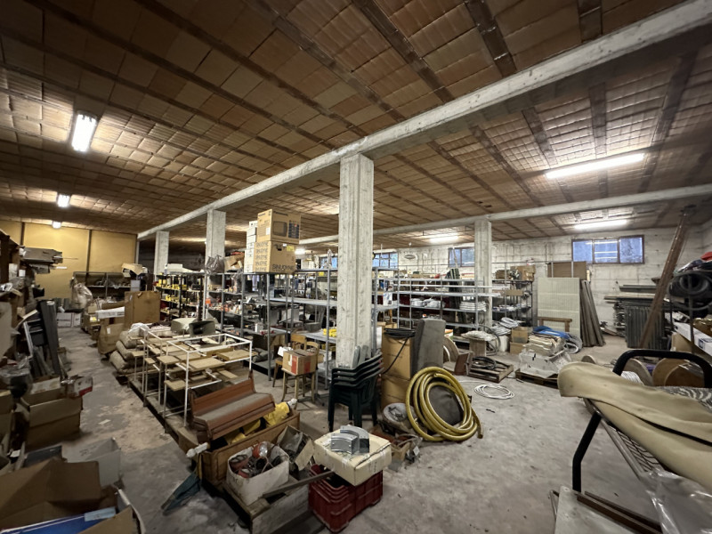 Trevignano Vendita Magazzino