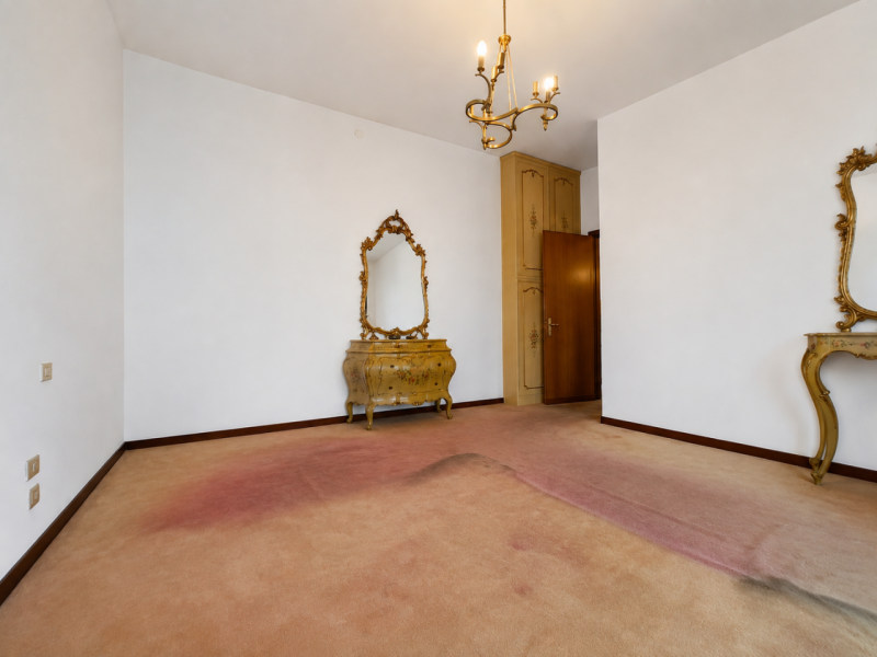Nel cuore di Caselle di Selvazzano, in posizione residenziale tranquilla e comoda ai principali s...