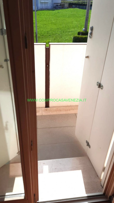 In vendita a Roncade, immerso nel suggestivo Parco del Musestre e a pochi passi da tutti i princi...