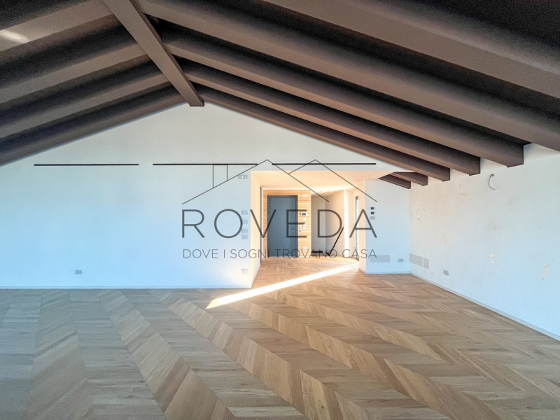 TREVISO - VIA MONTELLO

RIFERIMENTO: TV6

Roveda Immobiliare è lieta di presentare in una delle z...