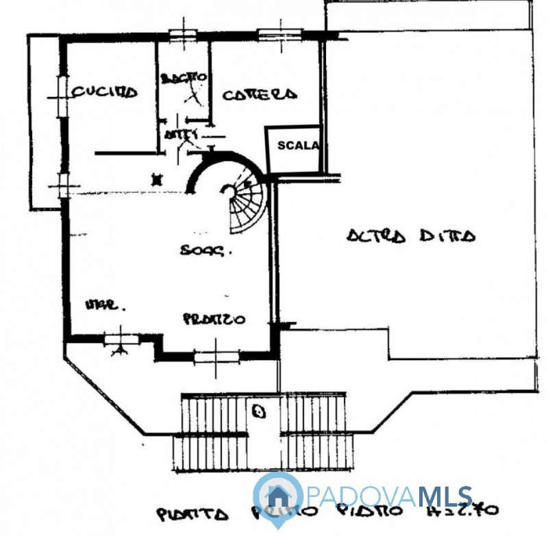 Immobile in esclusiva al Gruppo Padova MLS
In centro paese, a due passi da tutti i servizi, propo...