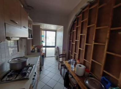 VICENZA (VI) VIA MARZARI 2 - Piena proprietà di appartamento al piano secondo con cantina al pian...