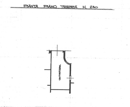 Venite a scoprire questo affascinante attico situato al quarto piano di un elegante complesso res...