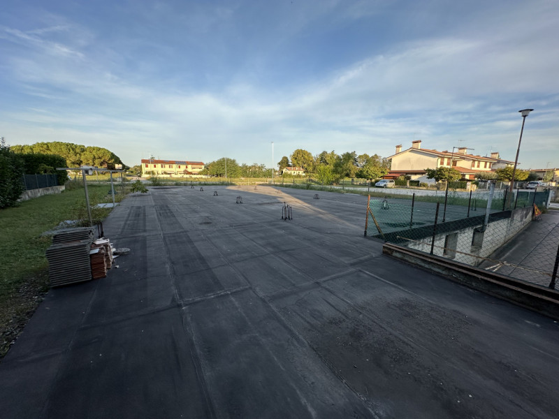 (Per INFO Fabrizio 3337743912) NOSTRA ESCLUSIVA! Situato nel cuore di Musano di Trevignano, propo...