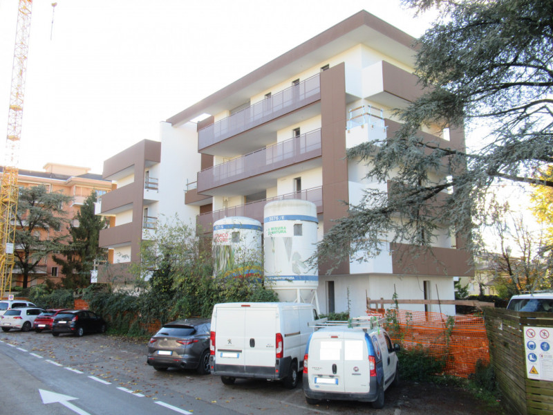 OFFERTA A SCADENZA - Riferimento annuncio: A9/G1 – A Treviso (TV), zona Sant’Artemio, proponiamo ...