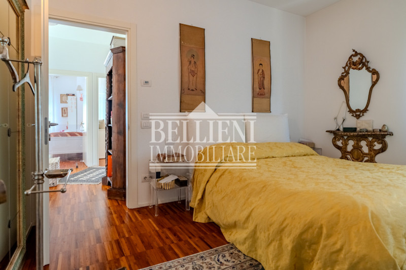 SANT'ANDREA - Proponiamo in vendita un elegante villetta indipendente situata in una zona residen...