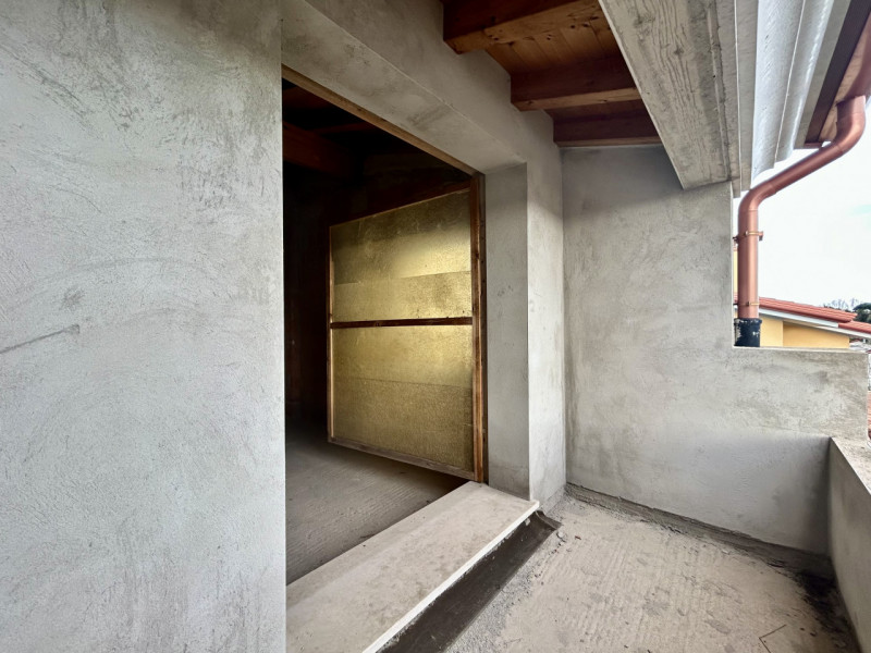 Situata nel cuore del centro di San Martino di Lupari, questa straordinaria bifamiliare in vendit...