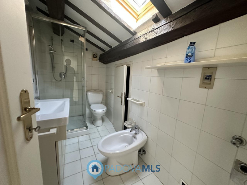 Immobile in esclusiva al Gruppo Padova MLS

Esclusiva abitazione di 240 mq in vendita a Euro 720....