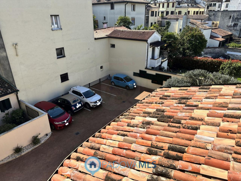 Immobile in esclusiva al Gruppo Padova MLS

Esclusiva abitazione di 240 mq in vendita a Euro 720....