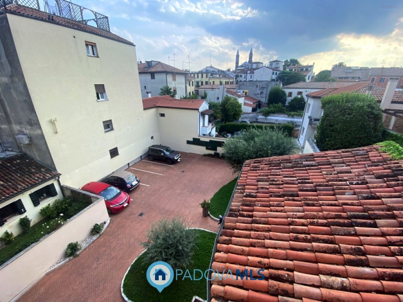 Immobile in esclusiva al Gruppo Padova MLS

Esclusiva abitazione di 240 mq in vendita a Euro 720....