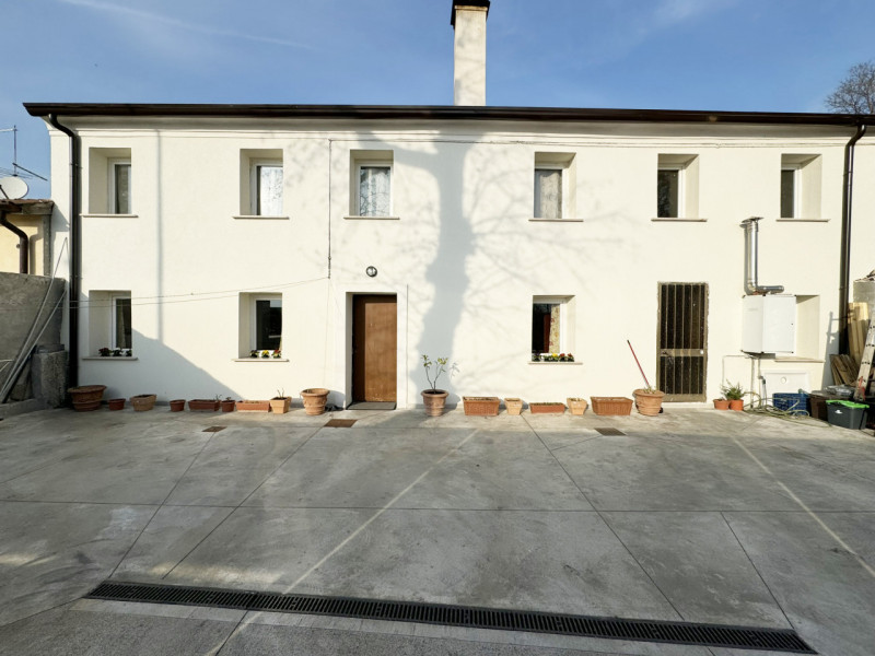 Baone Vendita Casa a schiera porzione centrale