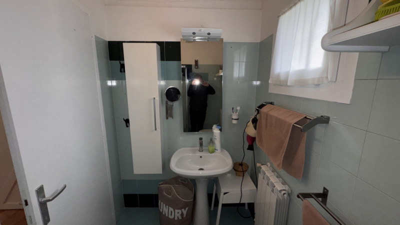 Casa a schiera di testa in vendita a Porto Levante, immersa nell’elegante contesto di un residenc...