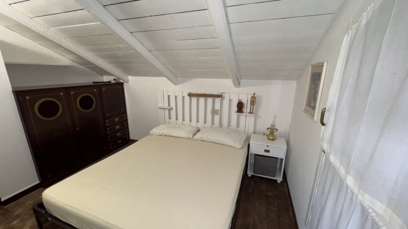 Casa a schiera di testa in vendita a Porto Levante, immersa nell’elegante contesto di un residenc...