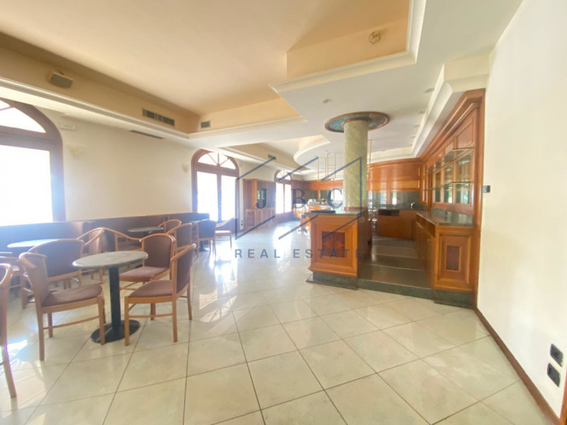 Cessalto (TV) 
Situato nel cuore del centro di Cessalto, proponiamo in vendita un ampio locale co...