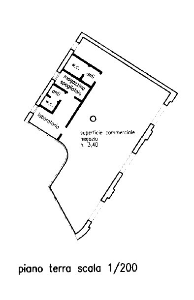 Cessalto (TV) 
Situato nel cuore del centro di Cessalto, proponiamo in vendita un ampio locale co...