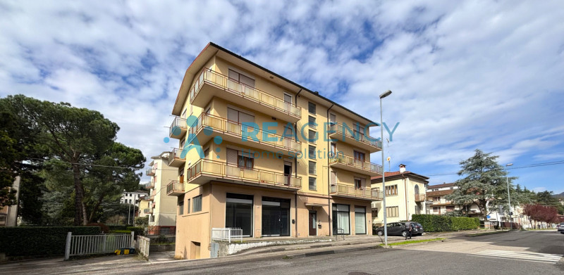 VALDAGNO

Stai cercando un AMPIO TRICAMERE vicino al centro del paese per te e la TUA FAMIGLIA?
P...