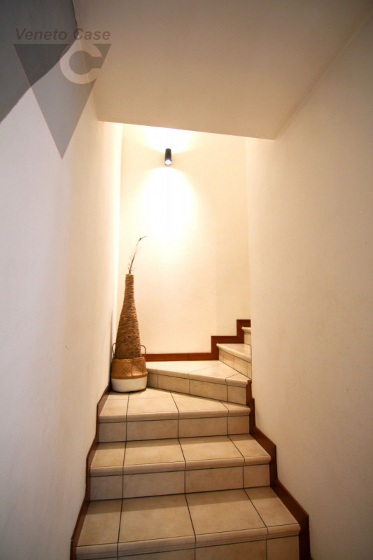 A Sant'Angelo di Piove di Sacco, in un tranquillo e silenzioso quartiere residenziale, proponiamo...