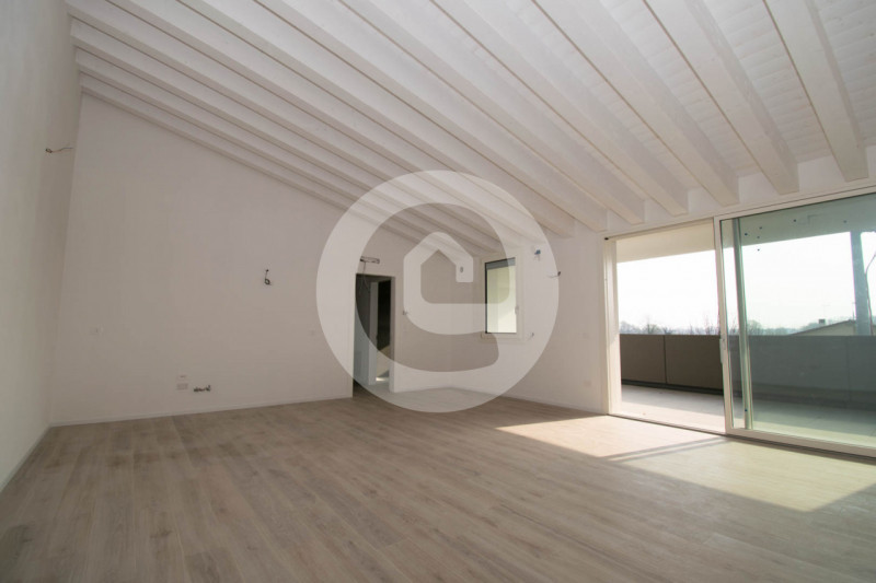 Scopri una residenza esclusiva nel cuore della frazione di Fratte, a Santa Giustina In Colle (PD)...