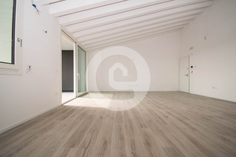 Scopri una residenza esclusiva nel cuore della frazione di Fratte, a Santa Giustina In Colle (PD)...