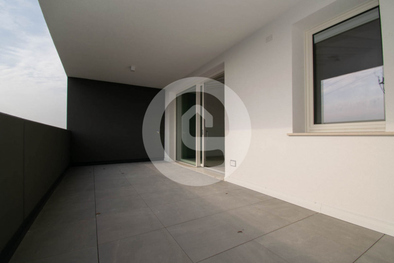 Scopri una residenza esclusiva nel cuore della frazione di Fratte, a Santa Giustina In Colle (PD)...