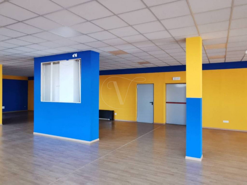 VICENZA - ZONA EST - AMPIO NEGOZIO VETRINATO

VICENZA - ZONA EST: Nella strategica asse Vicenza -...