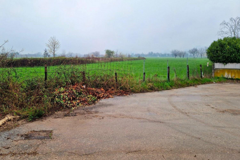 Quest’immobile viene venduto tramite asta online.
Terreni edificabili siti a Zugliano (VI), local...