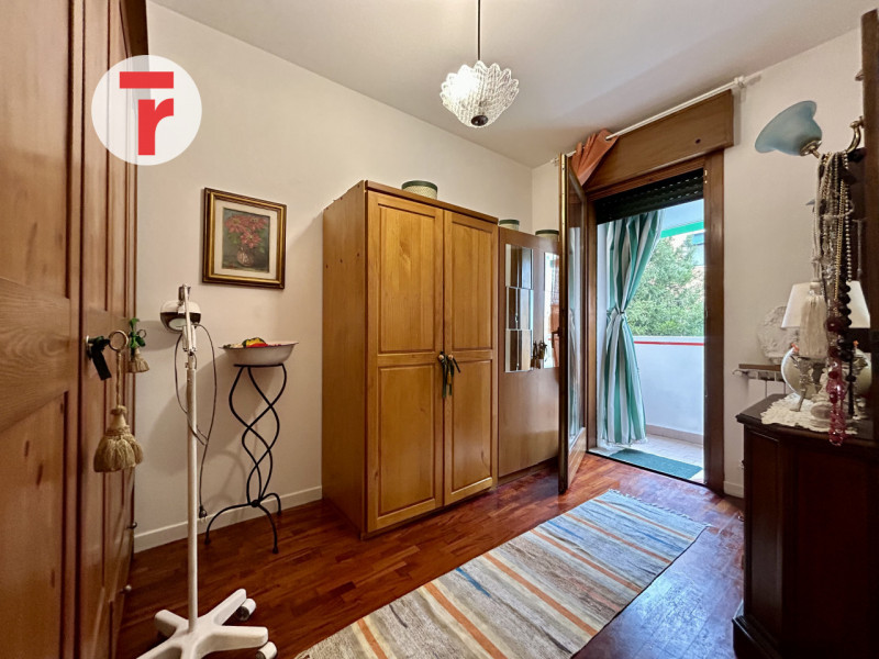 Cadoneghe - loc. Mezzavia. Condominio del 1999 situato in contesto residenziale e molto tranquill...