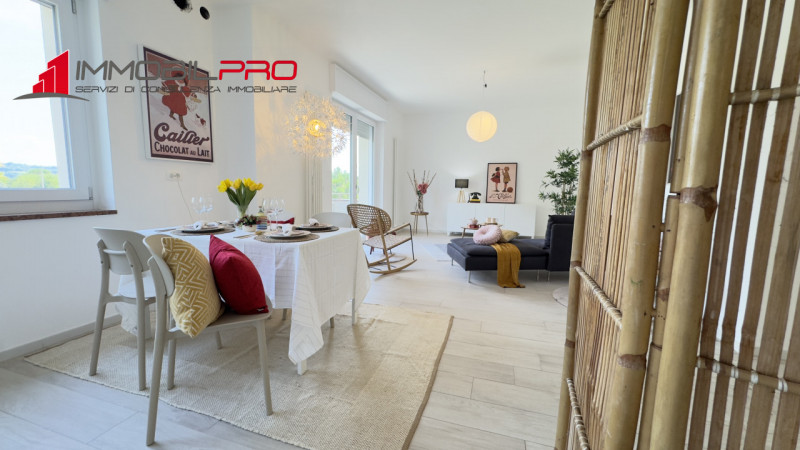 NUOVO TRICAMERE AL PIANO TERRA RIALZATO IN CLASSE A1!!!


Proponiamo in vendita meraviglioso appa...