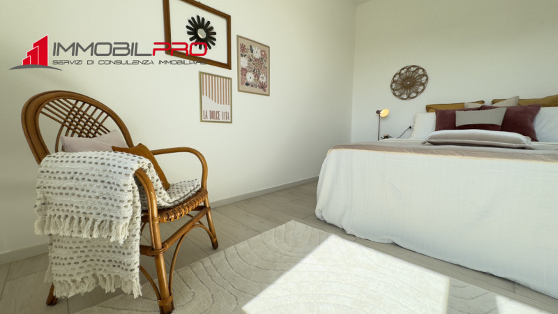 NUOVO TRICAMERE AL PIANO TERRA RIALZATO IN CLASSE A1!!!


Proponiamo in vendita meraviglioso appa...