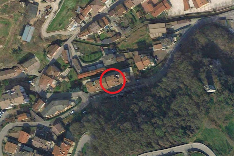 Questo immobile viene venduto tramite asta online.
Vendesi appartamento con pertinenze sito a Chi...