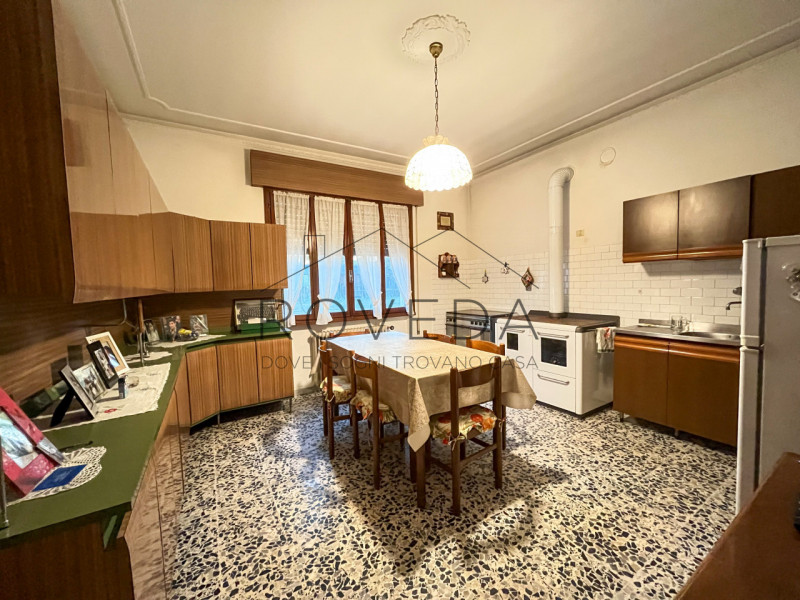 QUINTO DI TREVISO - SANTA CRISTINA

RIFERIMENTO: QT1

L'agenzia Roveda Immobiliare ha il piacere ...