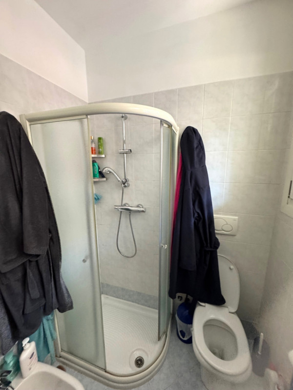 Porzione di trifamiliare di testa situata nel cuore di Limena, una località che offre un perfetto...