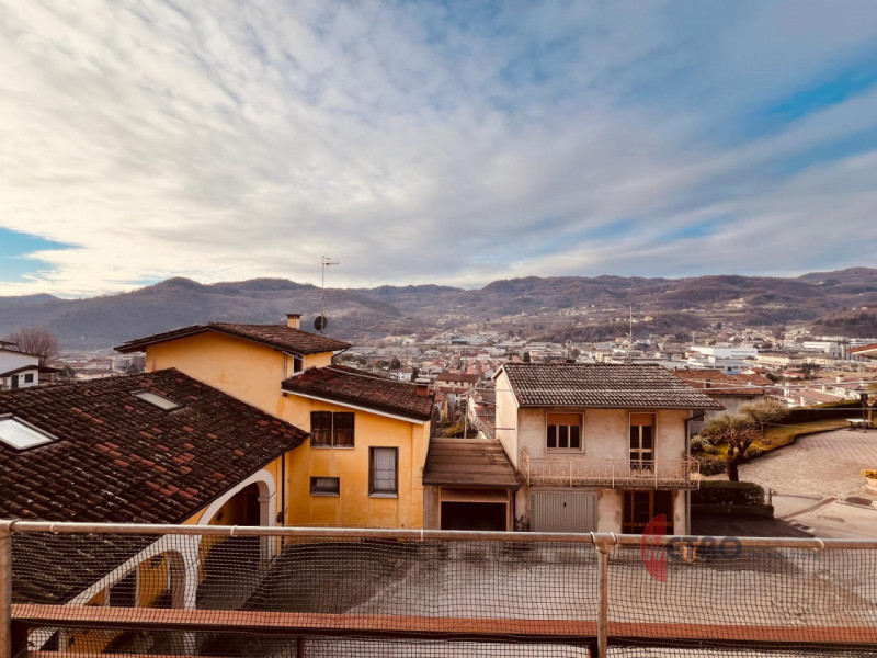 Opportunità Unica a Spagnago, Cornedo Vicentino!

Scopri questo intrigante complesso immobiliare,...