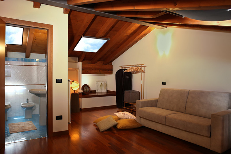 Palazzina completa ristrutturata

Gli interventi accurati e le finiture di livello rendono il con...