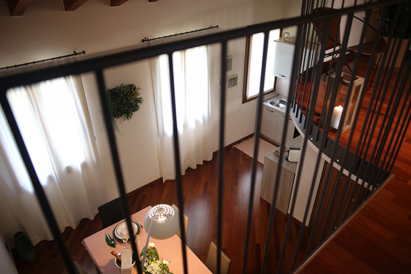 Palazzina completa ristrutturata

Gli interventi accurati e le finiture di livello rendono il con...