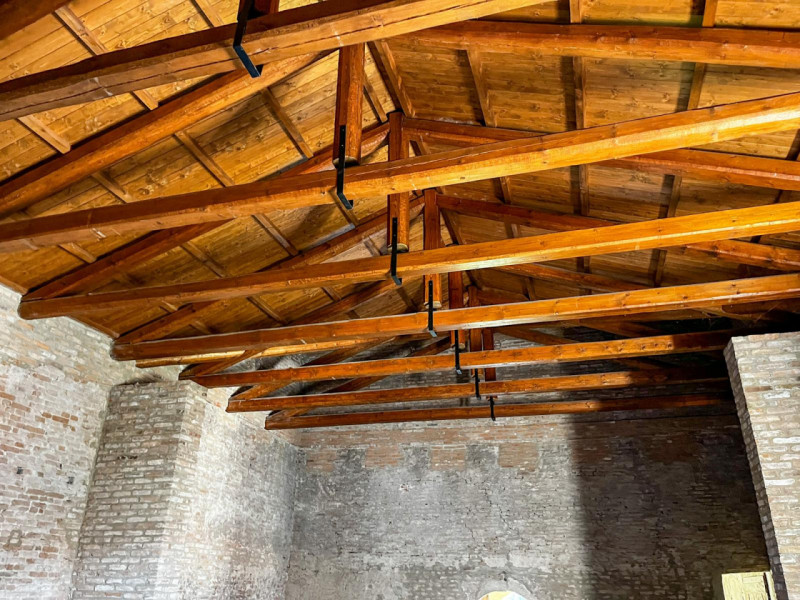 (Per INFO Vittorio 3517343301) Nel cuore della campagna veneta, a pochi passi dal centro di Soles...