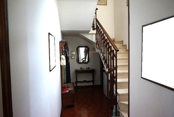 MONTEVIALE (VI) VIA DONESTRA 38 - Piena proprietà di villino su due livelli (piani terra e primo)...