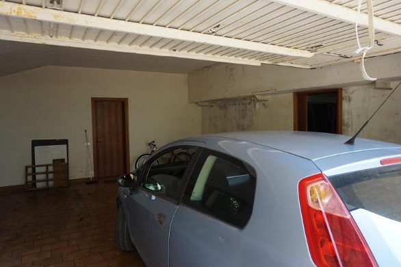 MONTEVIALE (VI) VIA DONESTRA 38 - Piena proprietà di villino su due livelli (piani terra e primo)...