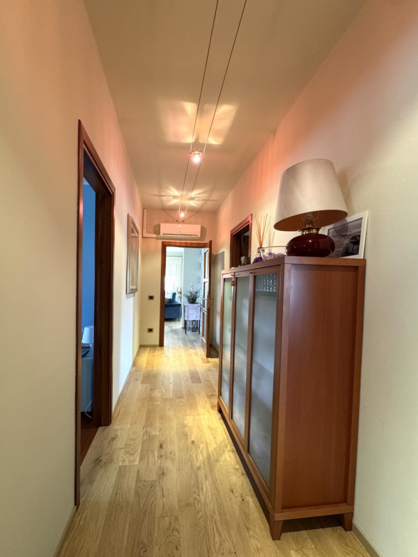 VISITE SOSPESE PER TRATTATIVA IN CORSO.


Breganze - Scopri questa splendida villa singola, situa...