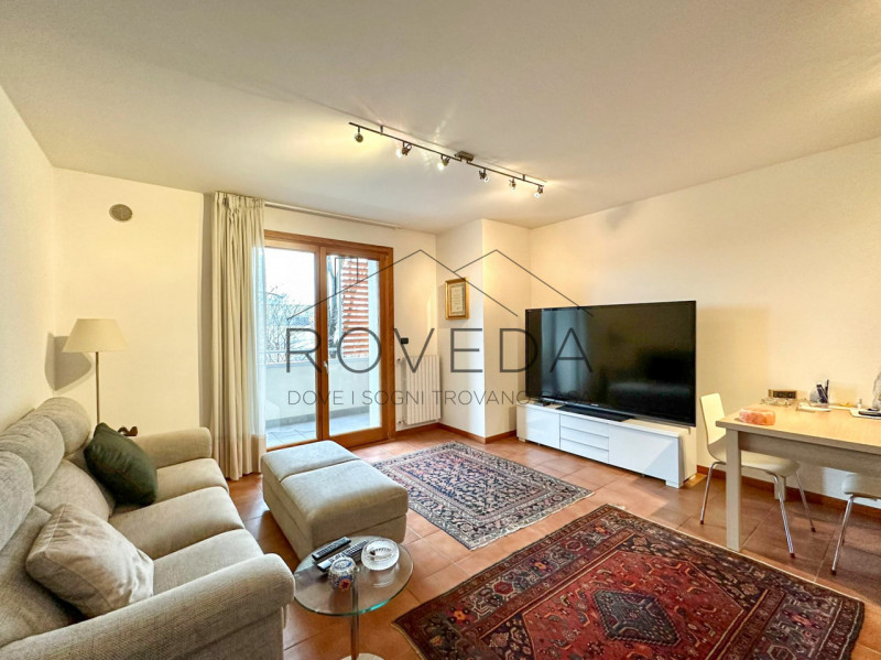 TREVISO - SAN GIUSEPPE

RIFERIMENTO: TV9

L'agenzia Immobiliare Roveda ha il piacere di proporvi ...