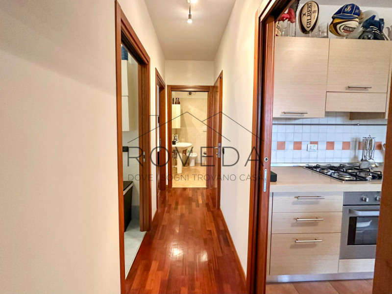 TREVISO - SAN GIUSEPPE

RIFERIMENTO: TV9

L'agenzia Immobiliare Roveda ha il piacere di proporvi ...