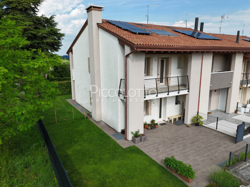 Rif. V5261 - Villetta abbinata di recente costruzione in vendita a Pieve del Grappa, in località ...