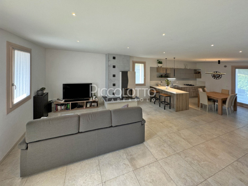 Rif. V5261 - Villetta abbinata di recente costruzione in vendita a Pieve del Grappa, in località ...