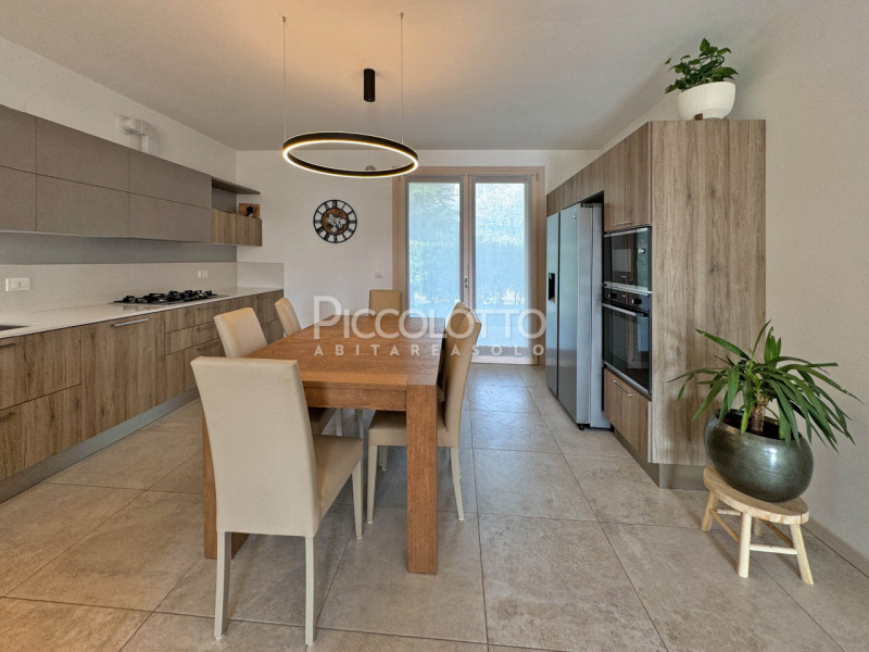 Rif. V5261 - Villetta abbinata di recente costruzione in vendita a Pieve del Grappa, in località ...