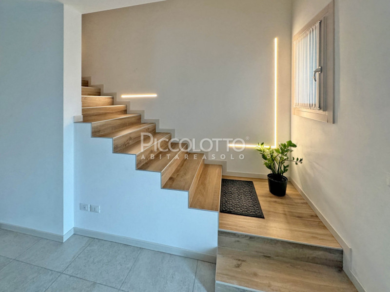 Rif. V5261 - Villetta abbinata di recente costruzione in vendita a Pieve del Grappa, in località ...