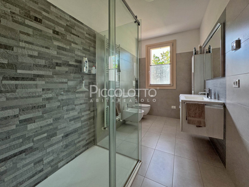 Rif. V5261 - Villetta abbinata di recente costruzione in vendita a Pieve del Grappa, in località ...