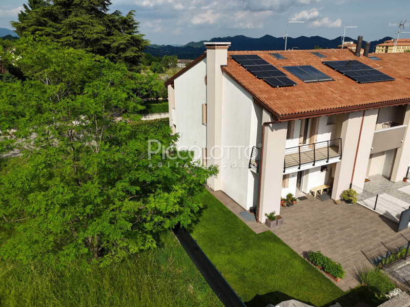 Rif. V5261 - Villetta abbinata di recente costruzione in vendita a Pieve del Grappa, in località ...