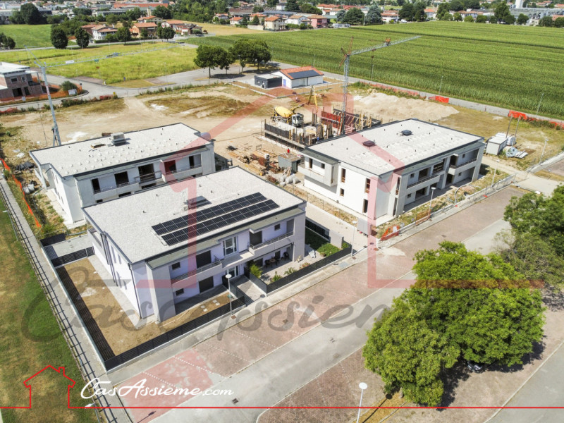 Rif. AH014
CHIAVI IN MANO - ULTIME UNITA'!
In posizione strategica a soli 10 minuti da Bassano de...