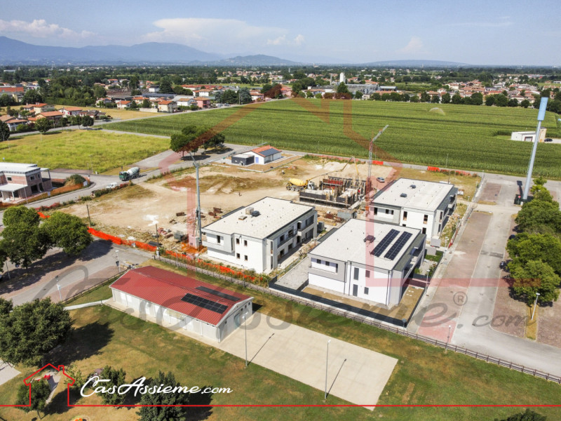 Rif. AH014
CHIAVI IN MANO - ULTIME UNITA'!
In posizione strategica a soli 10 minuti da Bassano de...