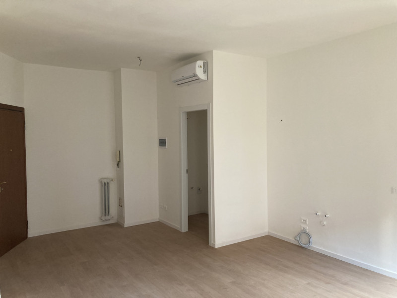 Scopri il tuo nuovo rifugio a Vicenza, situato in una delle zone più affascinanti della città. Qu...